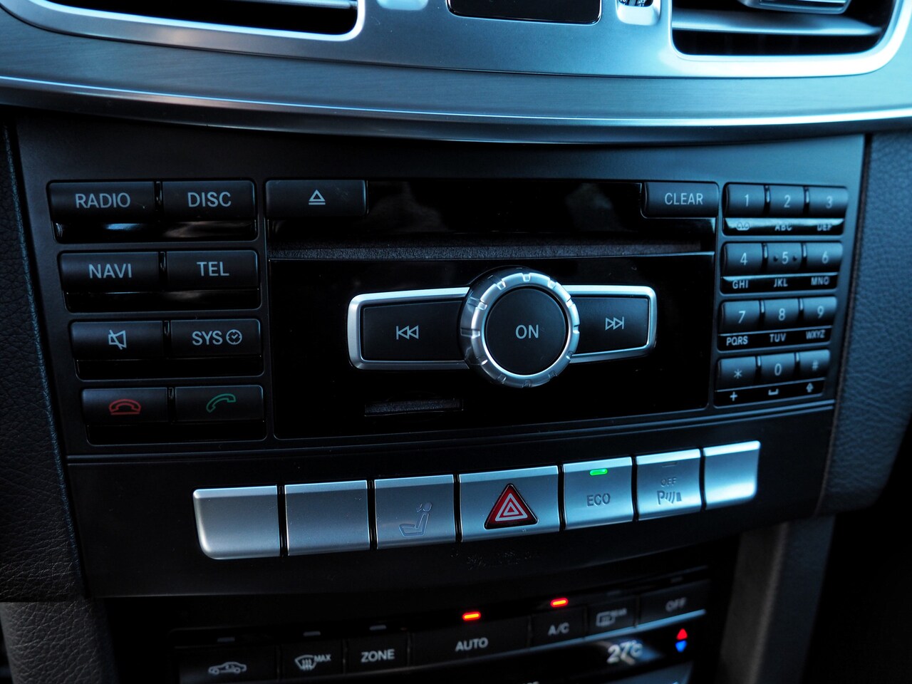 Mercedes-Benz E-klasse Estate - 250 Ambition CLIMA CRUISE NAVI PARKEER S.