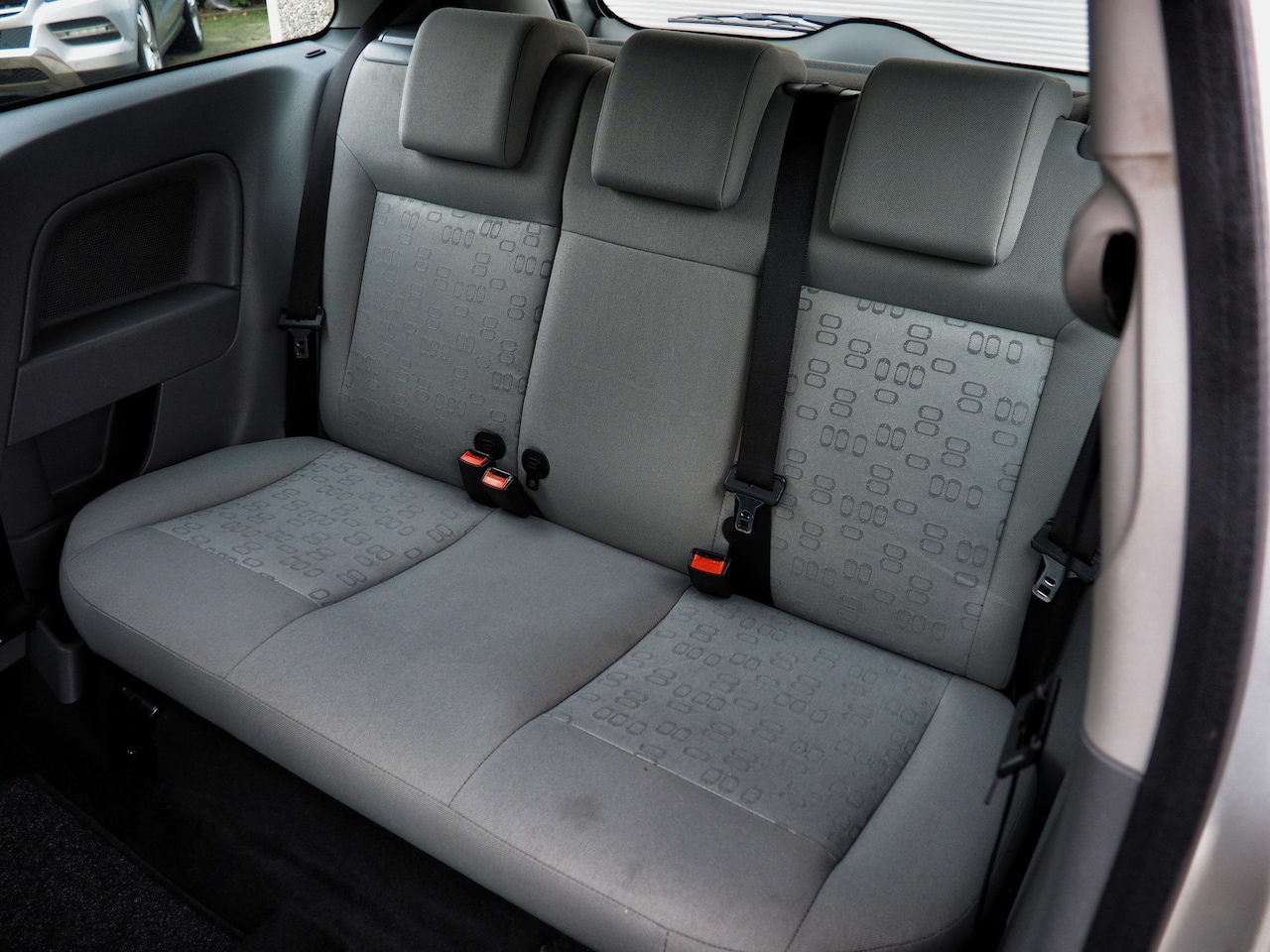 Ford Fiesta - 1.25 16V Ambiente AIRCO ELEKTRISCH PAKKET LM VELGEN