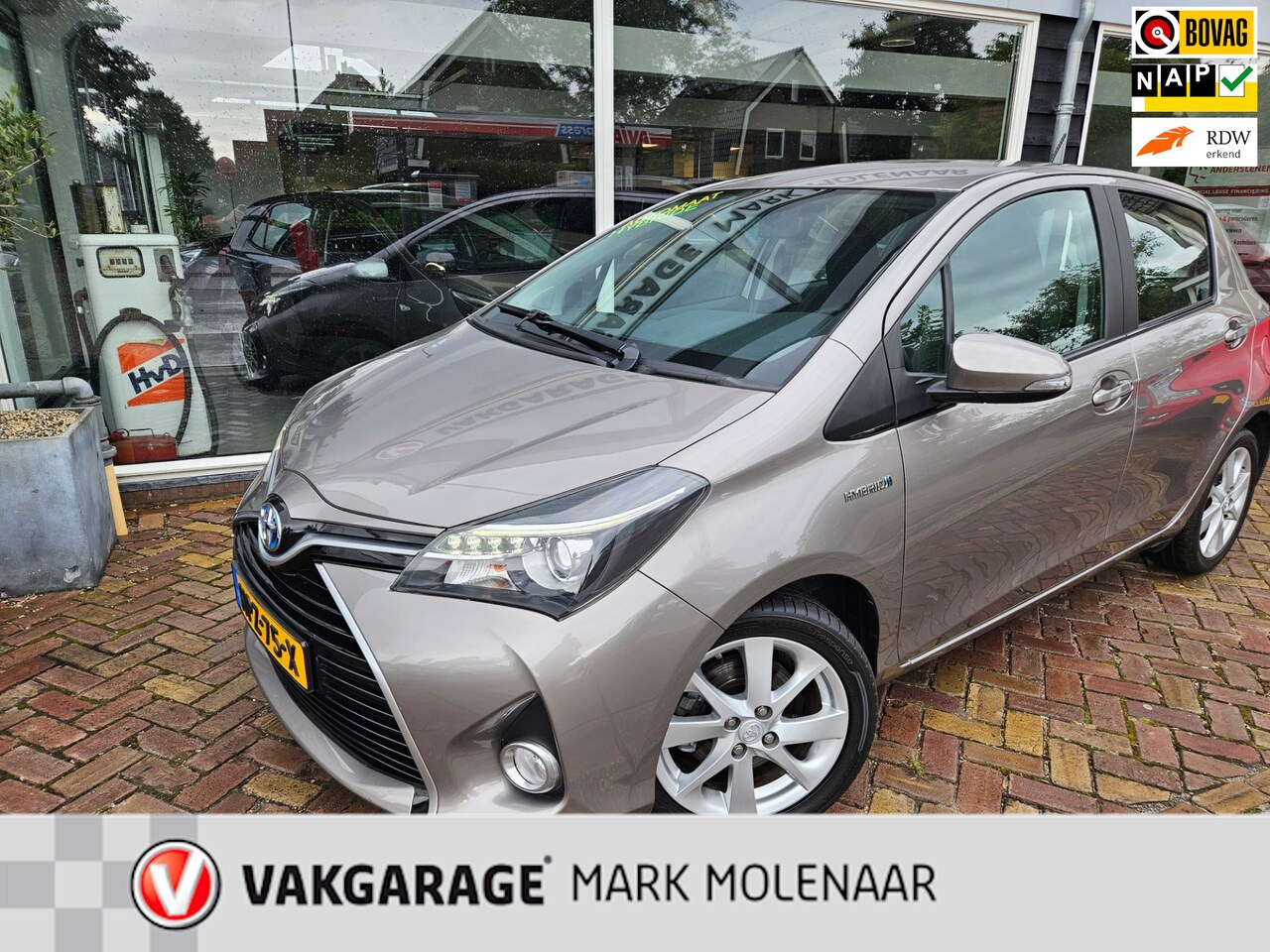 Toyota Yaris - 1.5 Hybrid Dynamic 1.5 Hybrid Dynamic - AutoWereld.nl