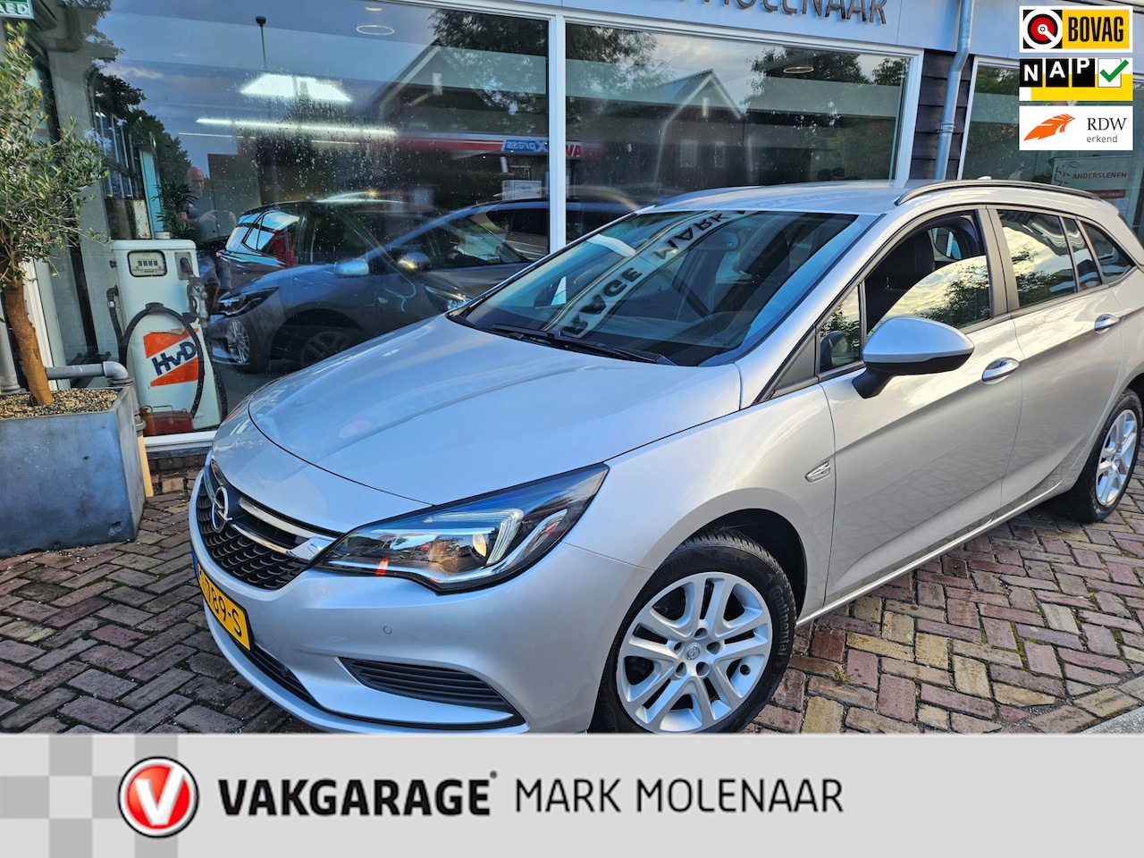 Opel Astra Sports Tourer - 1.0 Online Edition 1.0 Online Edition,nette auto,lage km - AutoWereld.nl