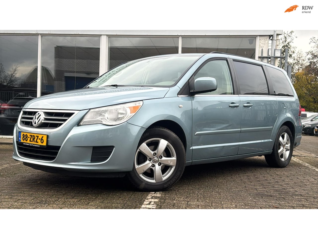 Volkswagen Routan - 3.8 V6 3.8 V6 - AutoWereld.nl