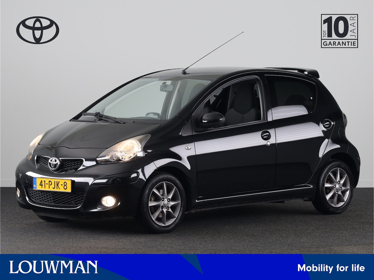 Toyota Aygo - | Airco | Navigatie | - AutoWereld.nl