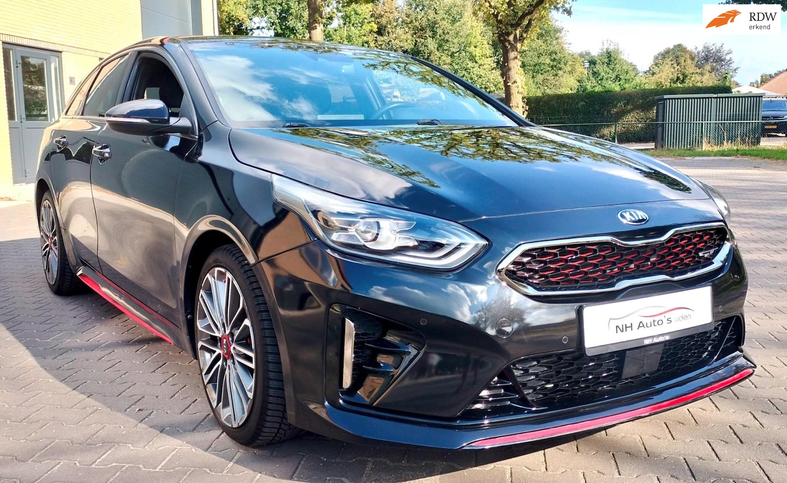 Kia Pro cee'd - 1.6 T-GDI GT 204PK Navigatie Stoelverwarming - AutoWereld.nl