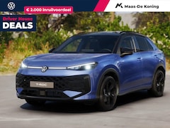 Volkswagen T-Roc - 1.5 eTsi R-Line First Edition 150 pk 7 versn. DSG · Achteruitrijcamera · Electrische achte