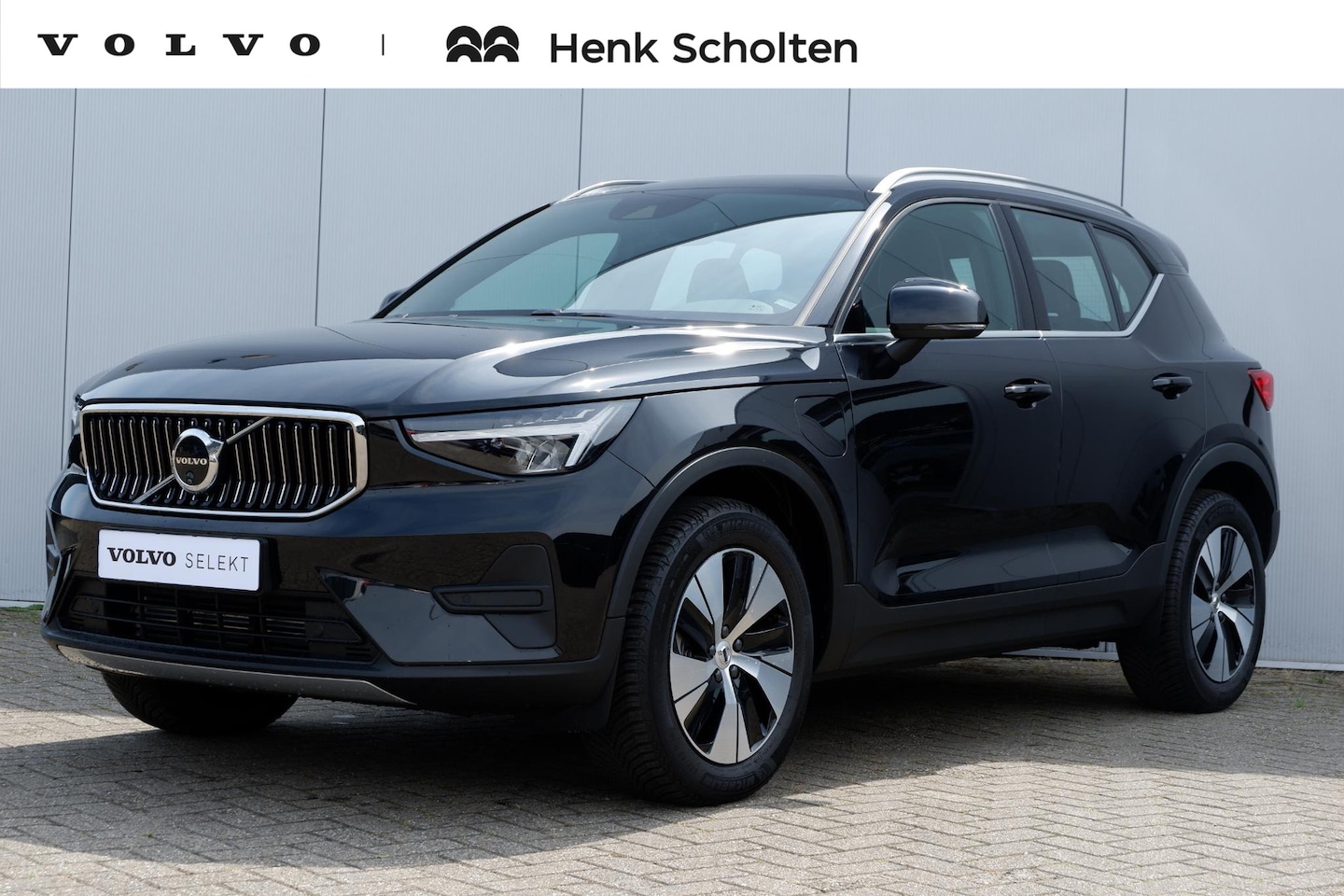 Volvo XC40 - 1.5 T4 Recharge Inscription | Hagelnieuwe Auto | Plug-in Hybride | Panoramadak | 360 Grade - AutoWereld.nl