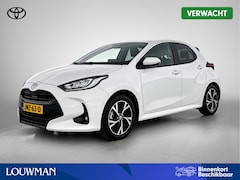 Toyota Yaris - 1.5 Hybrid 115 First Edition | Stoel + Stuurverwarming | Facelift Model | Navigatie | Rada