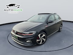 Volkswagen Polo - 2, 0 TSI Gti Automaat Panoramadak Led Navigatiesysteem Dealer onderhouden Deze week binnen