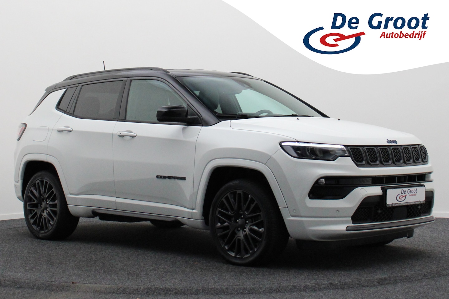 Jeep Compass - 4xe 240 Plug-in Hybrid Electric S Leer, Virtual Cockpit, Camera, ACC, Apple Carplay, Rijst - AutoWereld.nl