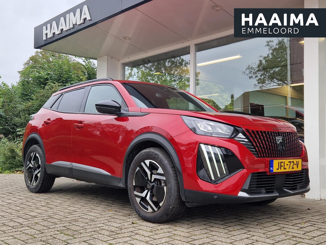 Peugeot 2008 - 1.2T 130pk Automaat Allure | Navigatie | Climate & Cruise Control | Achteruitrijdcamera | - AutoWereld.nl