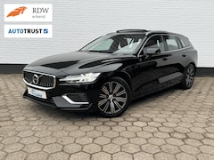 Volvo V60 - T8 Twin Engine Inscription PANO l ACC l BLIS l H&K
