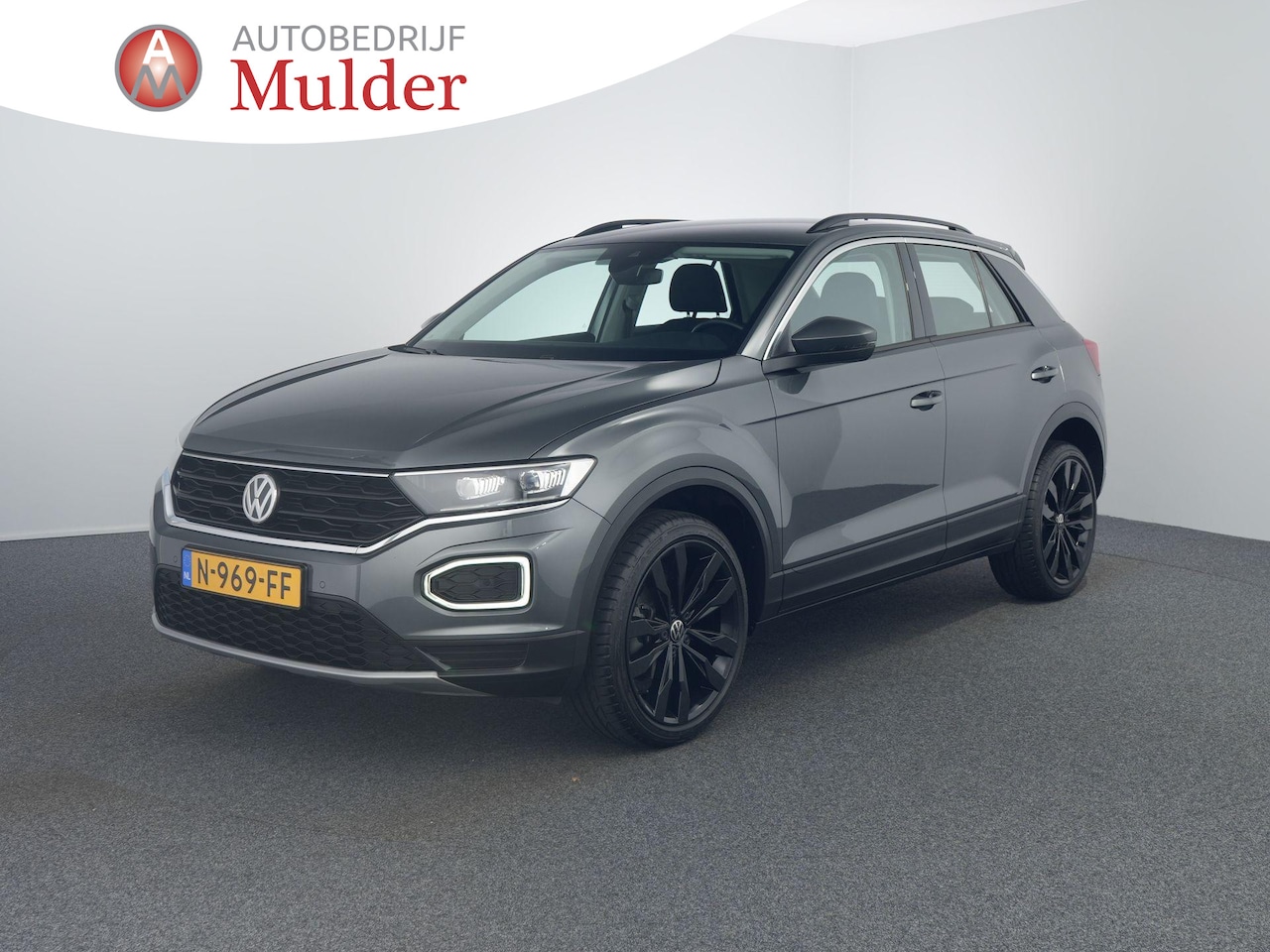 Volkswagen T-Roc - 1.5 TSI Sport Business R | 19 inch Suzuka | Virtual | - AutoWereld.nl