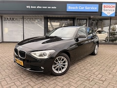 BMW 1-serie - 116i High Executive | Carplay | Automaat | Parkeersensoren