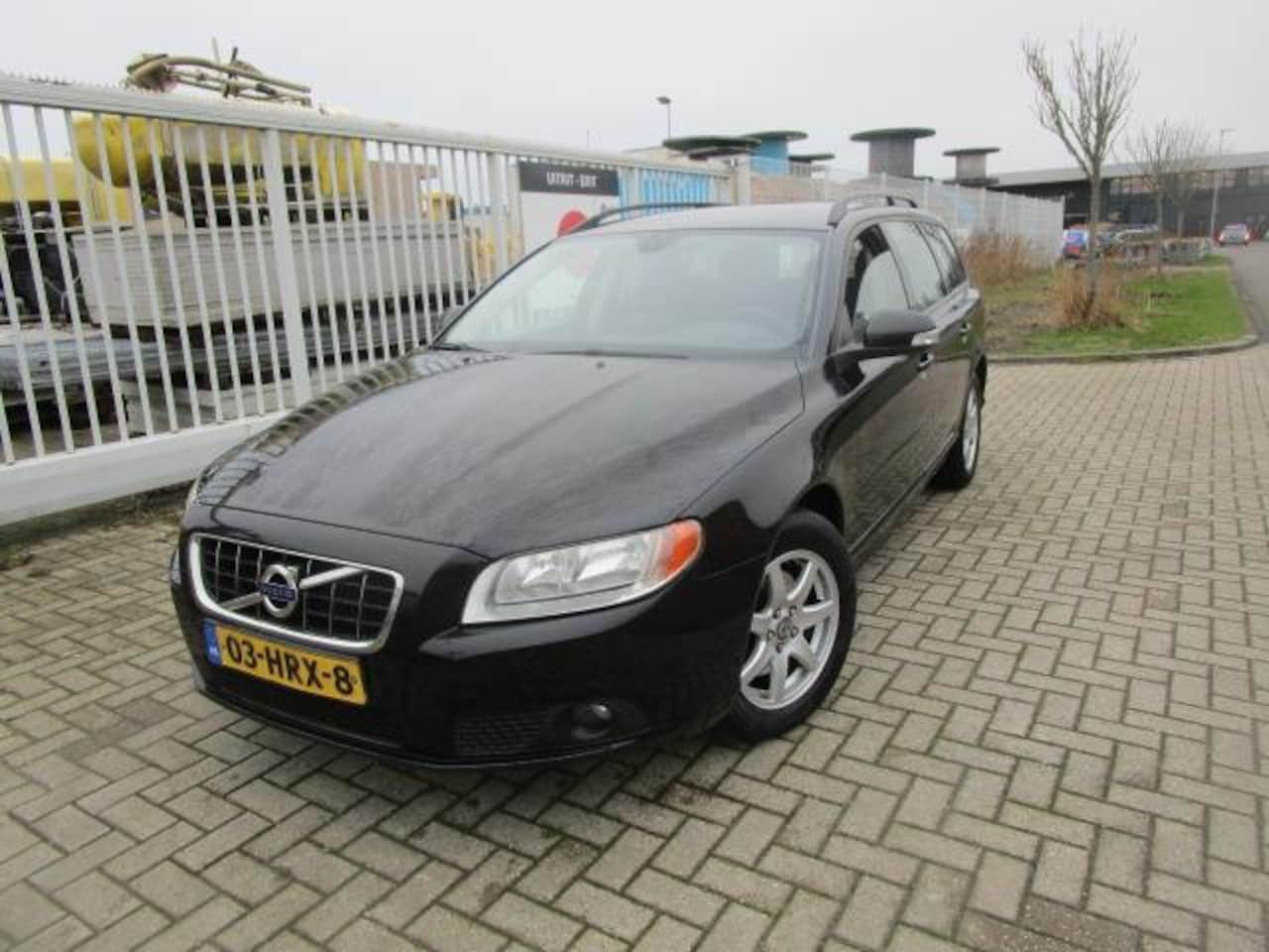 Volvo V70 - 2.0 Momentum 2.0 Momentum - AutoWereld.nl