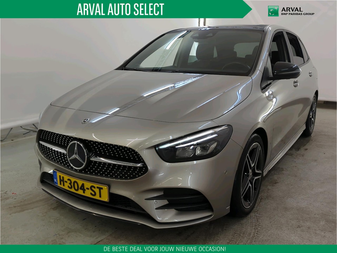 Mercedes-Benz B-klasse - 200 163pk Automaat Business Solution AMG | Panoramadak | Dodehoek | Nightpakket | Navi | C - AutoWereld.nl