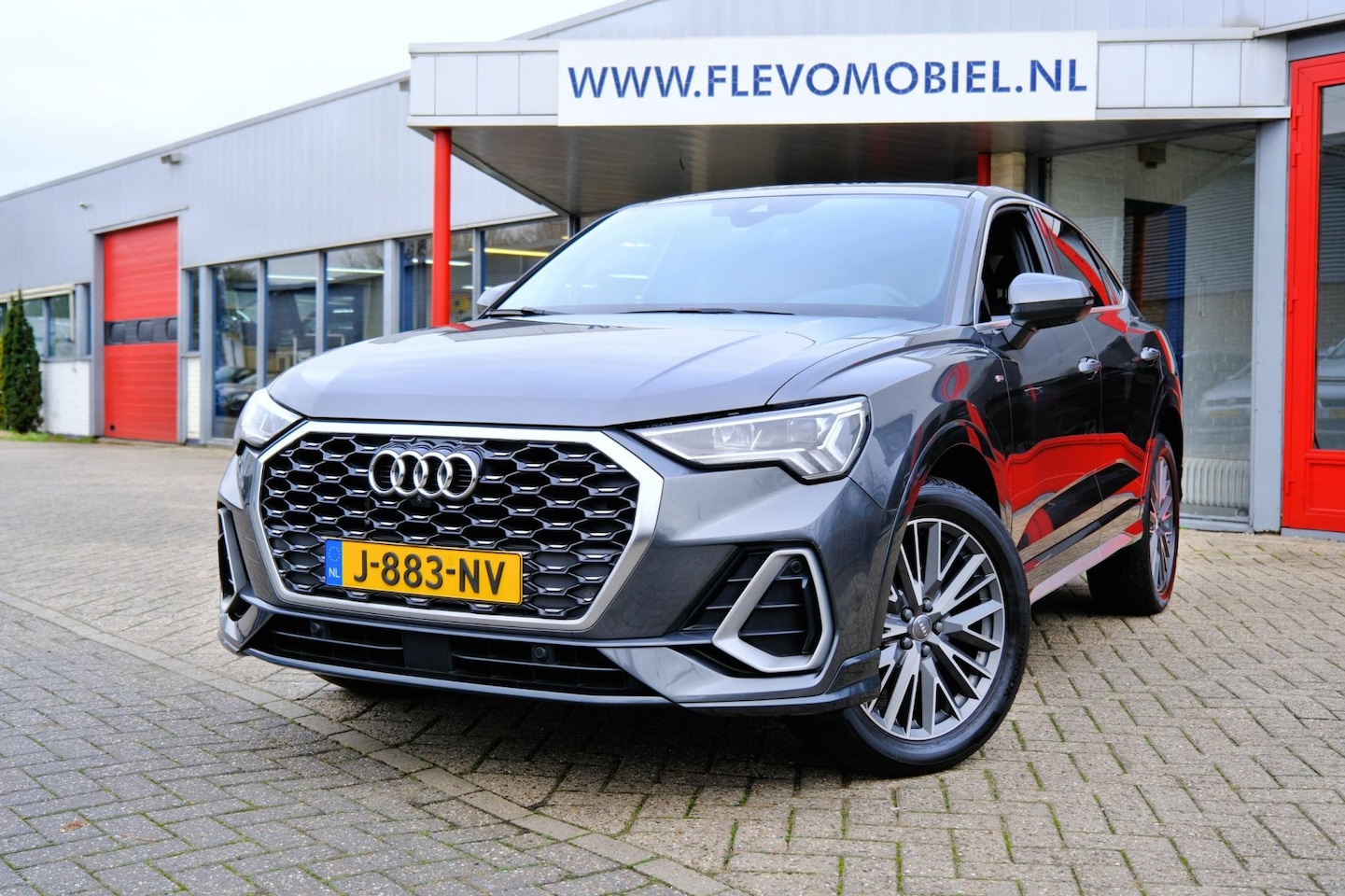 Audi Q3 Sportback - 35 TFSI S Edition Pano|Leder|Clima|Virtual dashboard - AutoWereld.nl