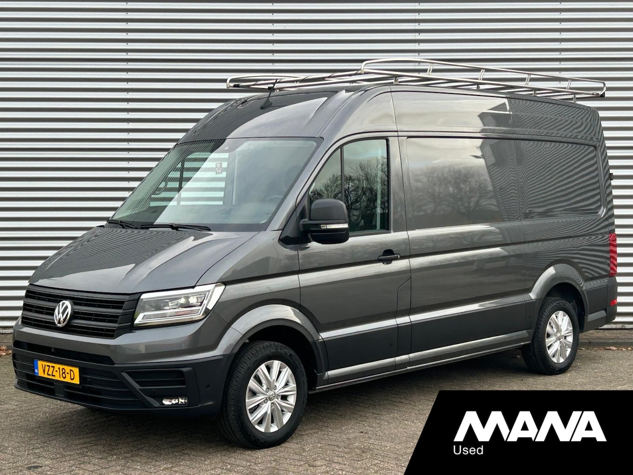 Volkswagen Crafter - 35 2.0TDI 177PK L3H3 Automaat Exclusive LED ACC Trekhaak Imperiaal Camera - AutoWereld.nl