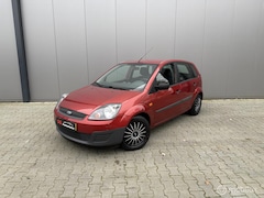 Ford Fiesta - 1.3-8V Cool & Sound nieuwe apk