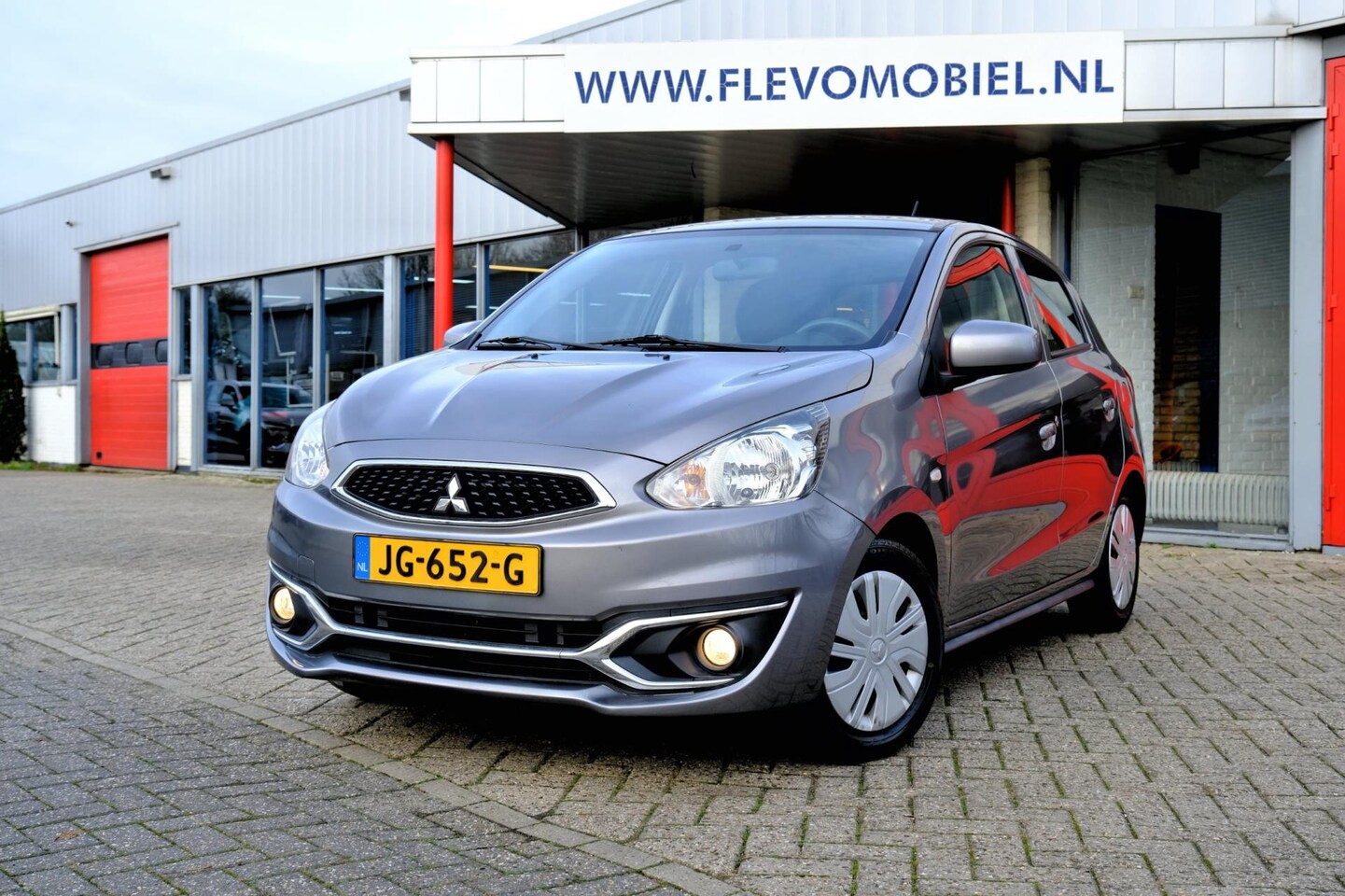 Mitsubishi Space Star - 1.0 Cool+ 5-drs Aut. Airco - AutoWereld.nl