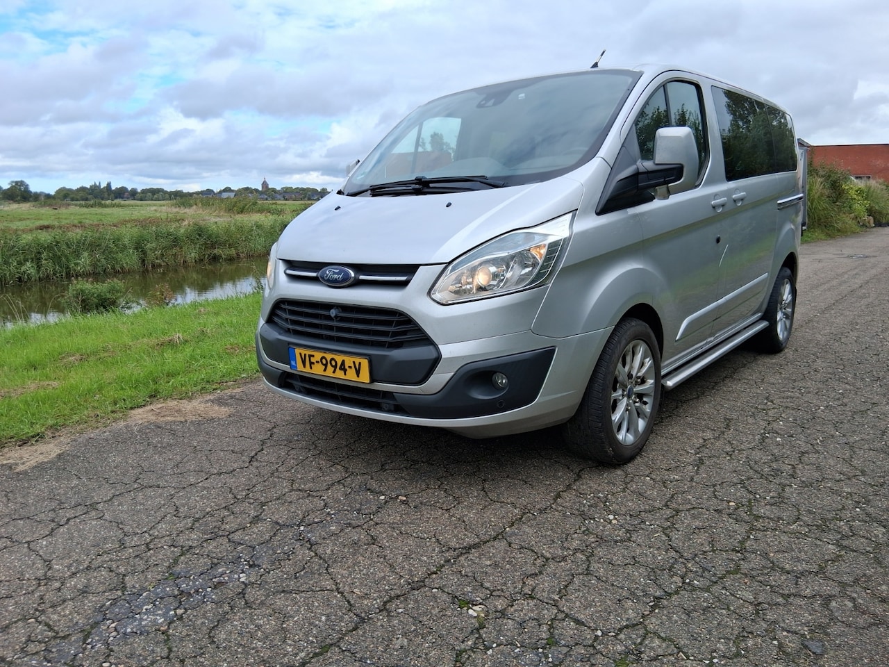 Ford Transit Custom - 270 2.2 TDCI L1H1 Limited DC Dubbele Cabine - Champions edition Marge - AutoWereld.nl