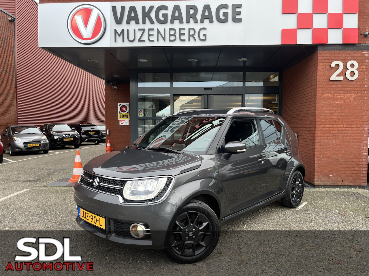 Suzuki Ignis - 1.2 Stijl // LED // KEYLESS // CAMERA // NAVI+CARPLAY // STOELVERWARMING // - AutoWereld.nl