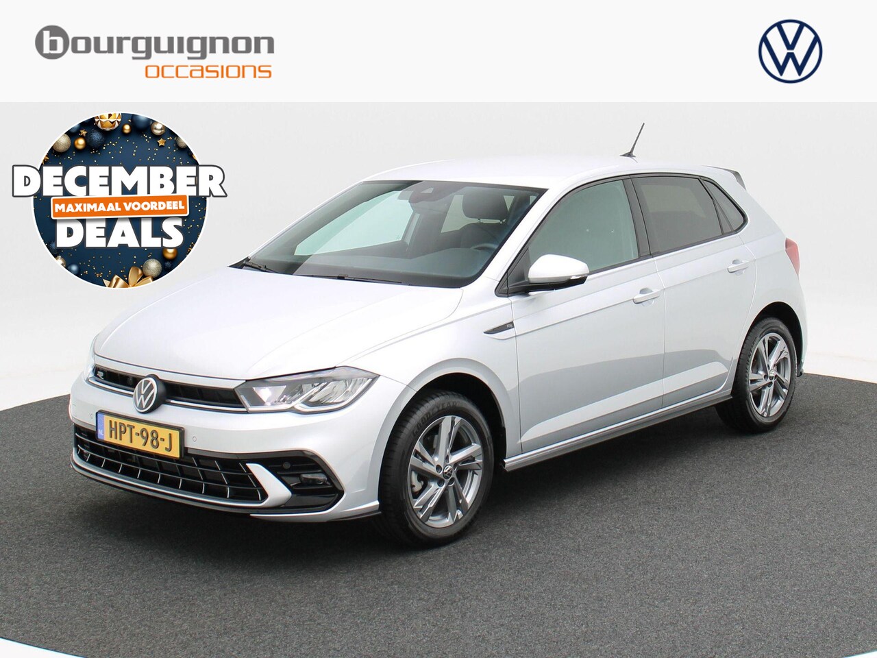 Volkswagen Polo - 1.0 TSi 110 Pk Automaat R-Line Business | LED | 16 Inch | Privacy Glass | Parkeersensoren - AutoWereld.nl