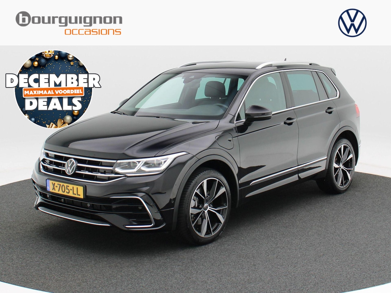 Volkswagen Tiguan - 1.4 TSi 145 Pk eHybrid R-Line Business Automaat | Trekhaak | LED | Stoel en Stuur Verwarmi - AutoWereld.nl