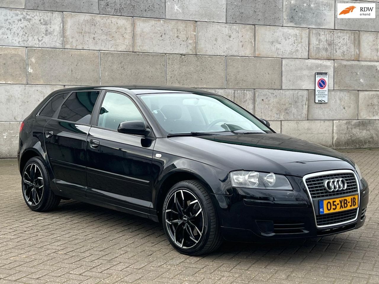 Audi A3 Sportback - 1.8 TFSI Attraction apple carplay ,airco,turbo - AutoWereld.nl