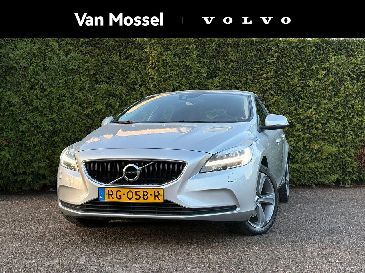 Volvo V40 - T3 Nordic+ Trekhaak | Standkachel | Stoelverwarming - AutoWereld.nl