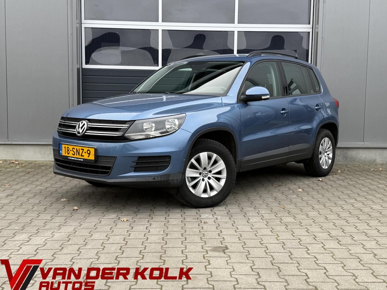Volkswagen Tiguan - 1.4 TSI Sport&Style Navigatie Climate Trekhaak CruiseControl - AutoWereld.nl