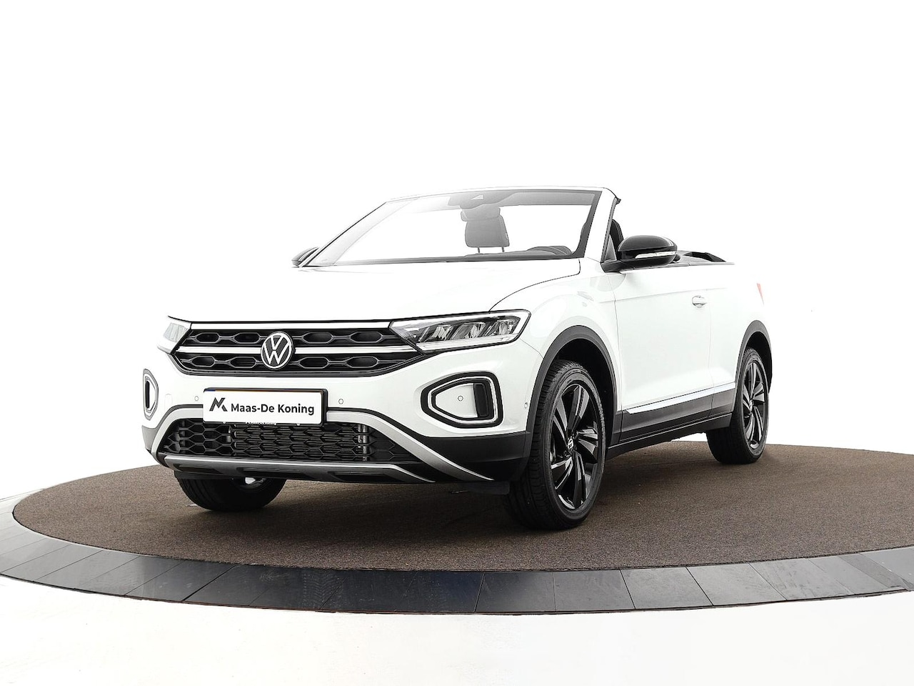 Volkswagen T-Roc Cabrio - Style 1.0 115 pk Cabriolet 6 versn. Hand · Black style pakket · Comfort pakket · Multimedi - AutoWereld.nl