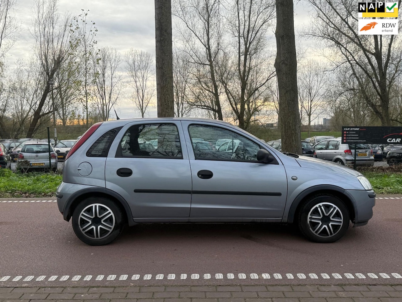 Opel Corsa - 1.2-16V Essentia APK2026!LAGE KM!5DEURS! - AutoWereld.nl
