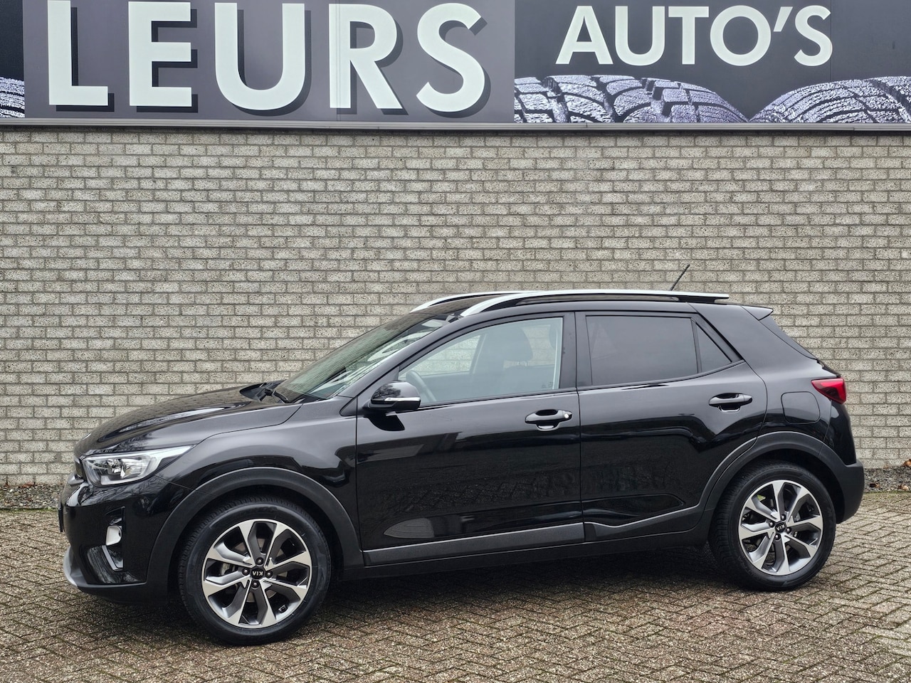 Kia Stonic - 1.0 T-GDi DynamicPlusLine 1.0 T-GDi DynamicPlusLine - AutoWereld.nl