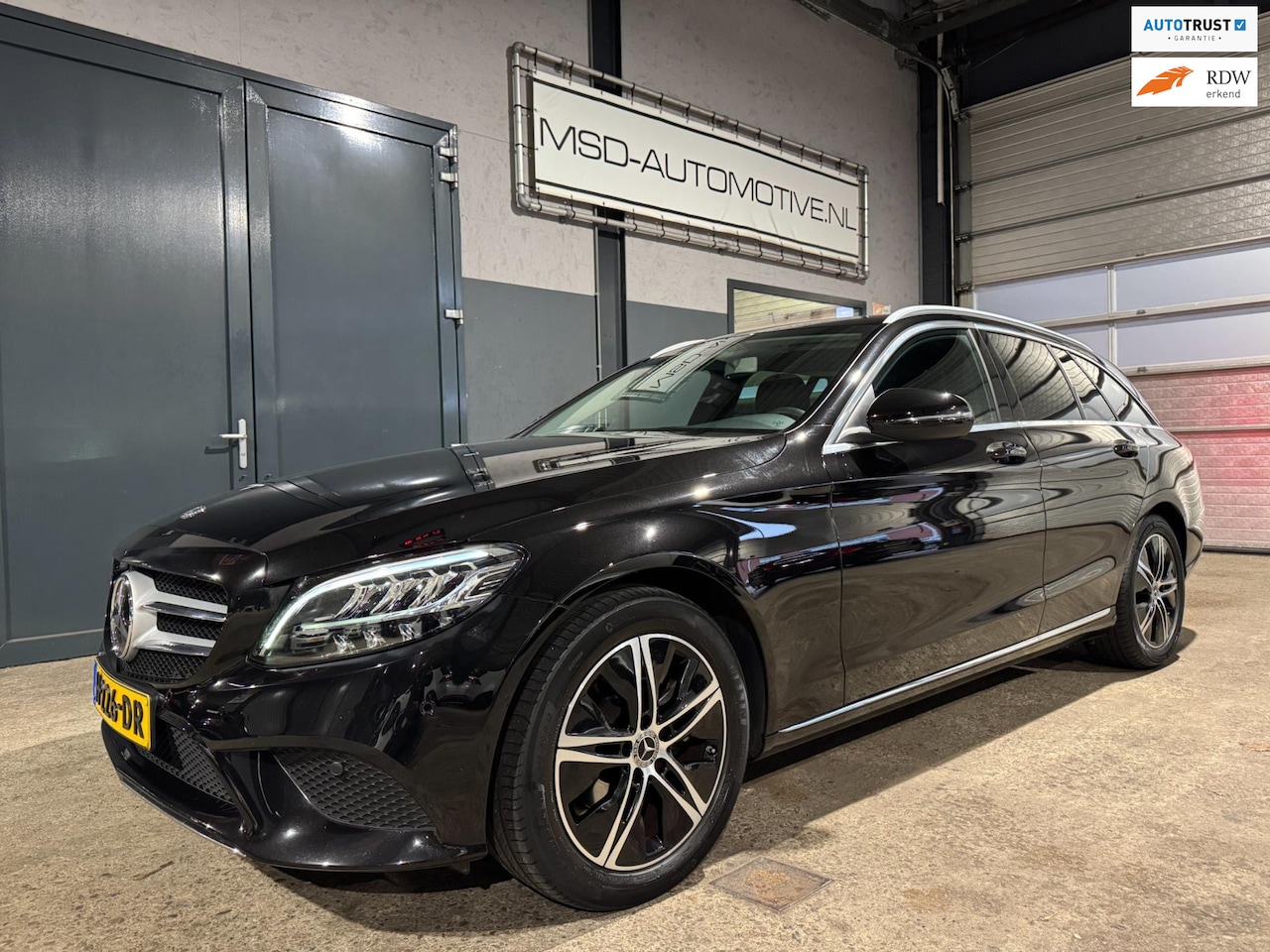 Mercedes-Benz C-klasse Estate - 180 Business Solution Avantgarde|NAP|Camera|Led | BTW - AutoWereld.nl