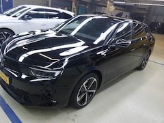 Opel Astra Sports Tourer - 1.2 Turbo GS 130pk | Afn. Trekhaak | Navigatie Pro | AGR-Comfortstoel | Adaptive Cruise |