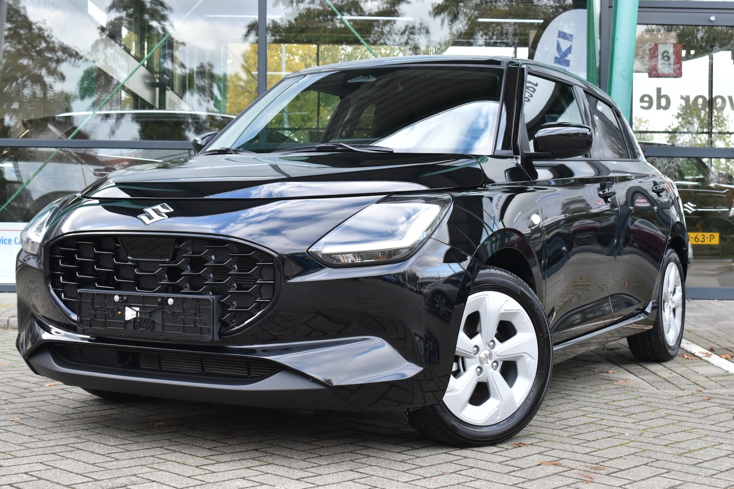 Suzuki Swift - 1.2 Select Smart Hybrid CVT Automaat 83pk | Achteruitrijcamera | Cruise Control | Apple Ca - AutoWereld.nl