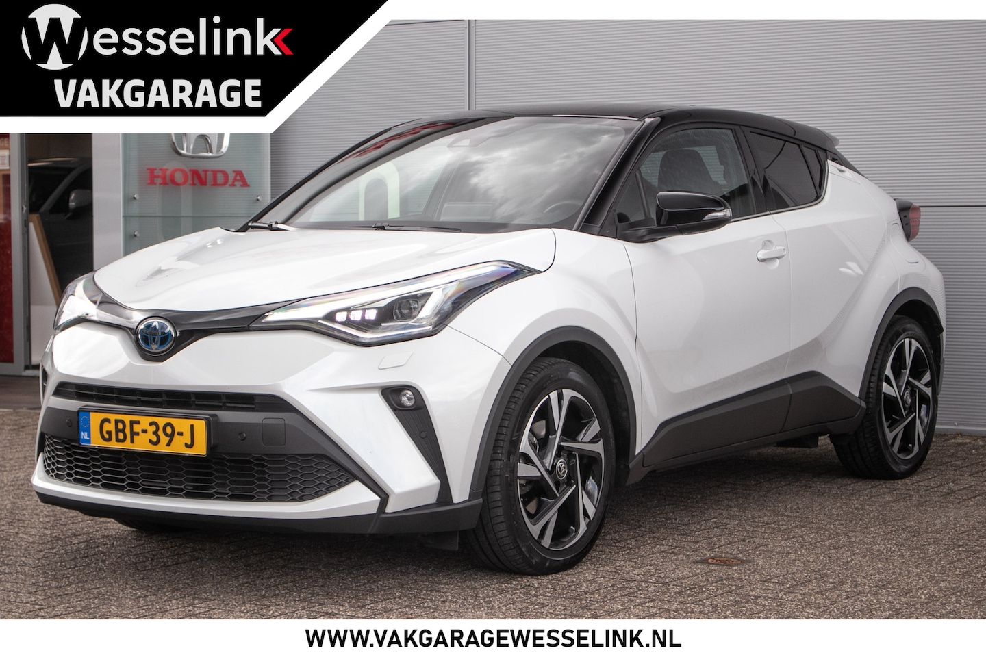 Toyota C-HR - 2.0 Hybrid Dynamic stoel+stuurverw. | Carplay | Nav | Cam | Adaptive cruise - AutoWereld.nl