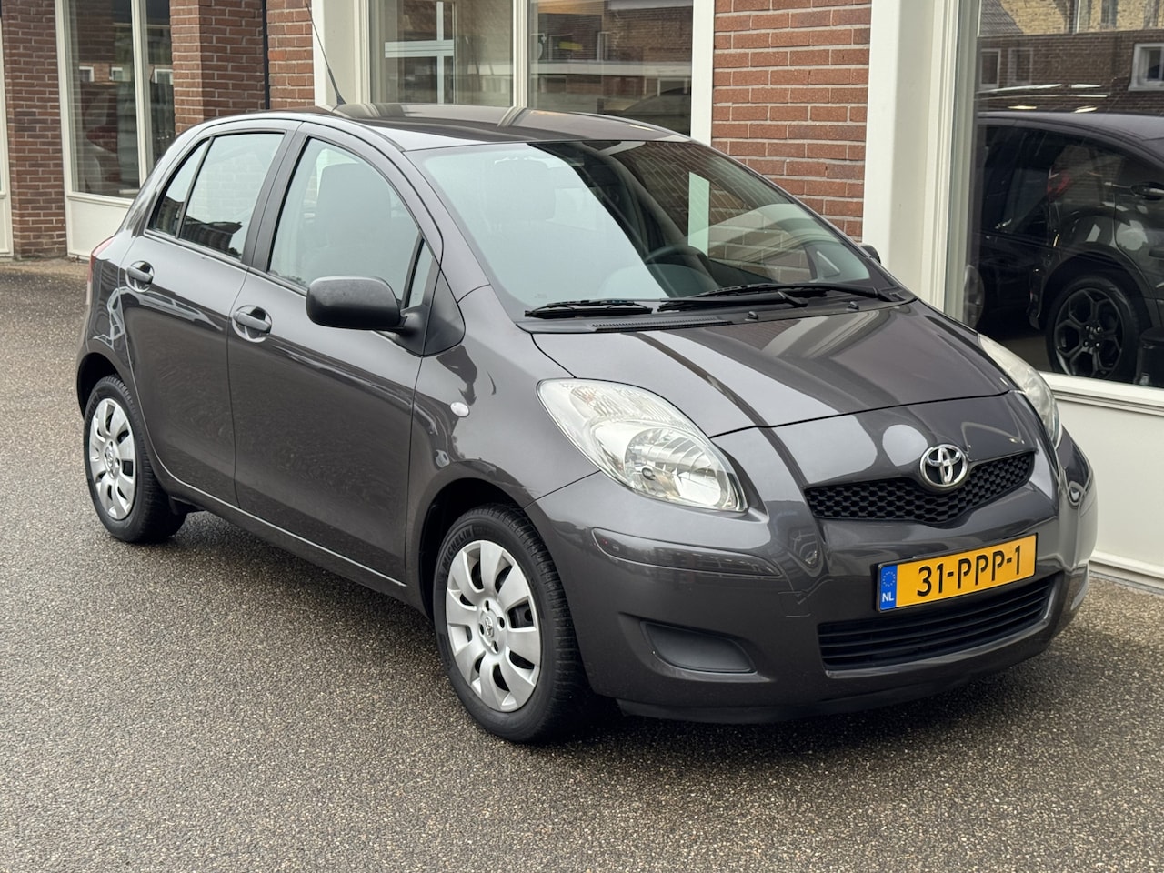 Toyota Yaris - 1.3 VVT-i Comfort 1.3 VVTi Comfort 100 Pk, Airco, - AutoWereld.nl