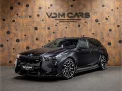 BMW 5-serie Touring - M5 | Keramisch | Pano | B&W | M Driver's Pack |