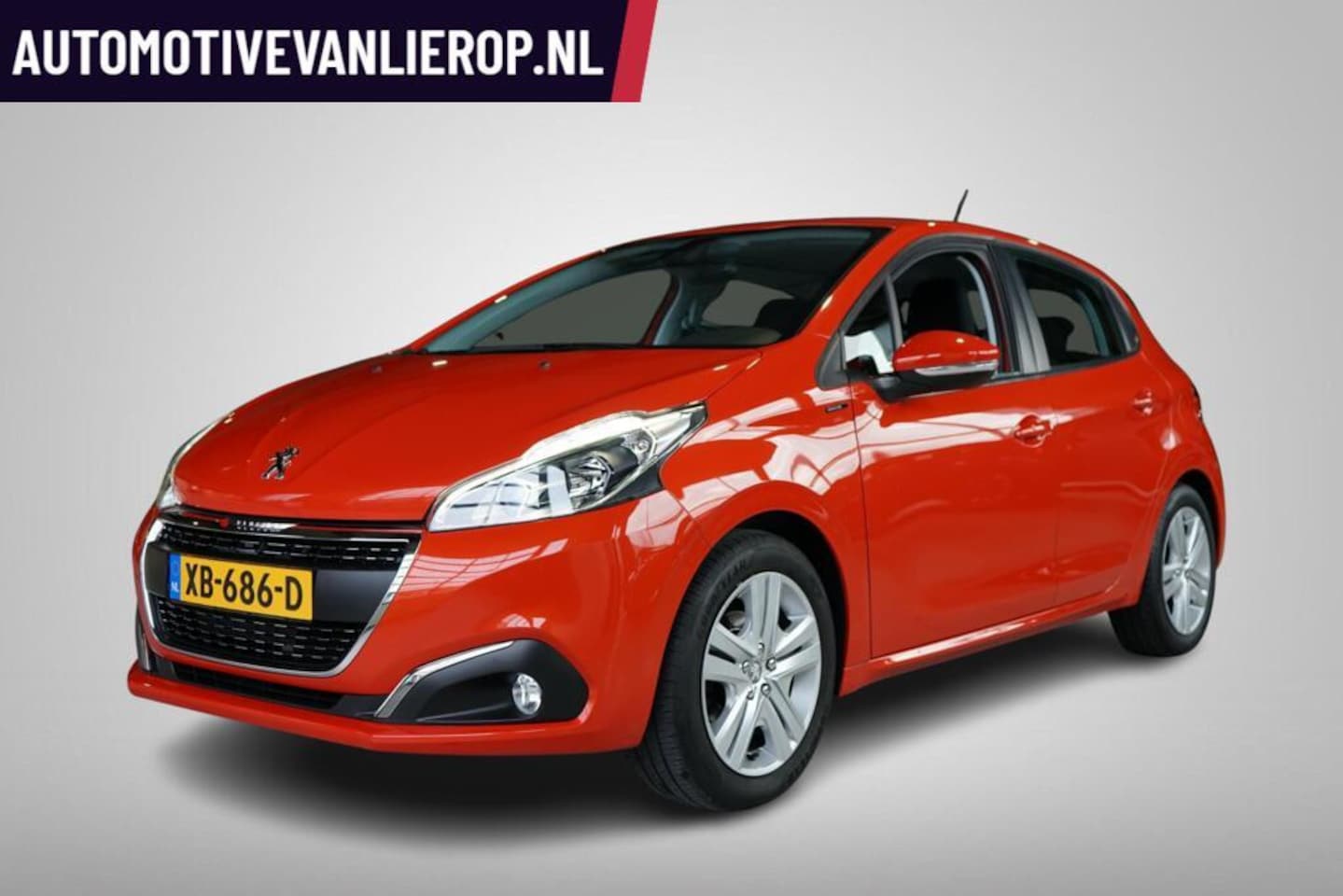 Peugeot 208 - 1.2 PureTech Signature CARPLAY / NL AUTO NAP - AutoWereld.nl