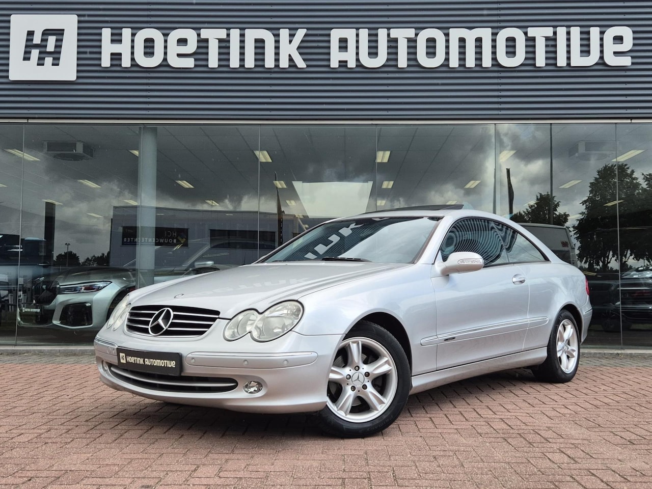 Mercedes-Benz CLK-klasse Coupé - 200 K. Elegance | Nieuwstaat | Youngtimer | Schuifdak - AutoWereld.nl