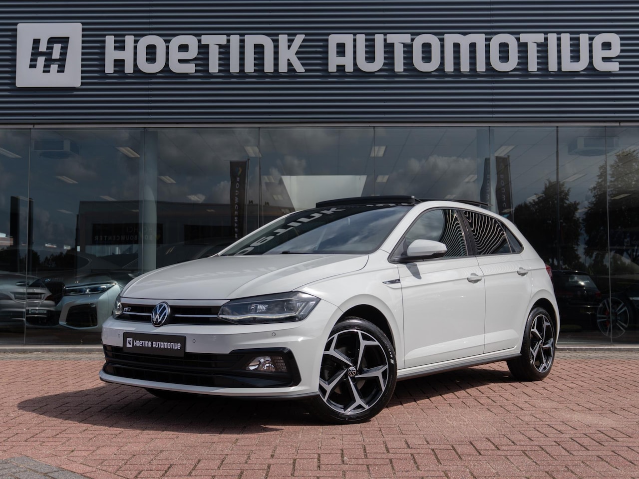 Volkswagen Polo - 1.5 TSI Highline Business R-Line | Pano | ACC | Apple Carplay - AutoWereld.nl