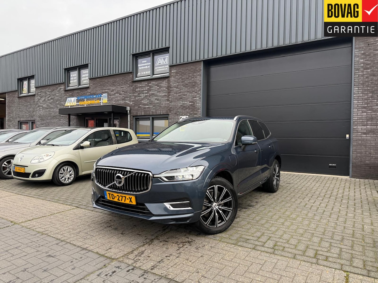 Volvo XC60 - 2.0 T8 Twin Engine AWD Inscription | 1E EIGENAAR | 12MND GARANTIE | LED | PANODAK | TREKHA - AutoWereld.nl
