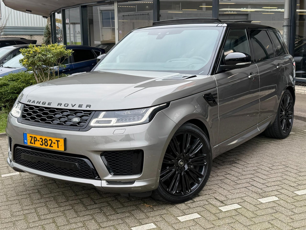 Land Rover Range Rover Sport - 2.0 P400e Autobiography Dynamic 2.0 P400e Autobiography Dynamic - AutoWereld.nl