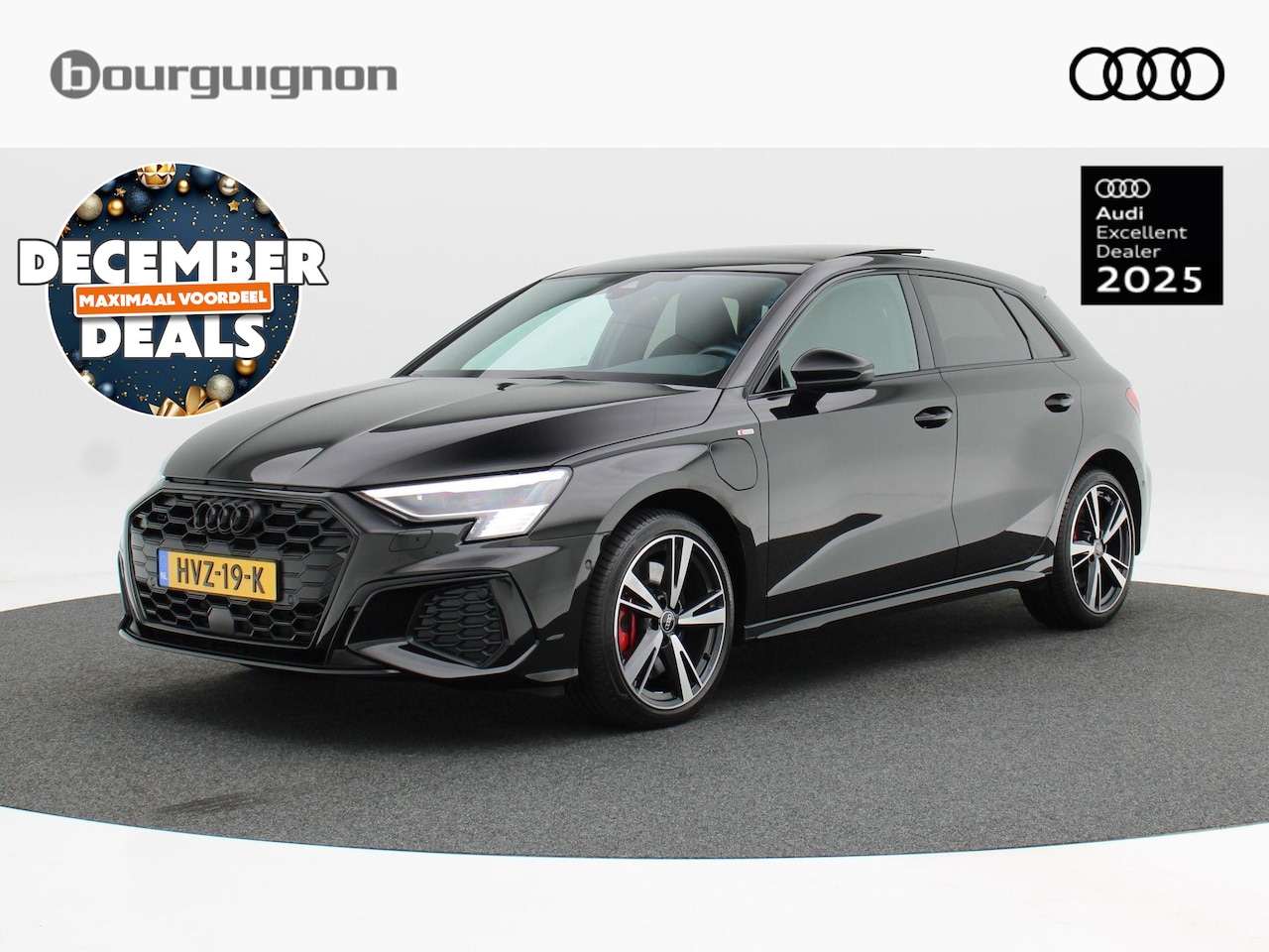Audi A3 Sportback - 45 TFSie 245 Pk S-Line Competition | Full LED | Panoramadak | 18 Inch | B&O Audio | Zwart - AutoWereld.nl