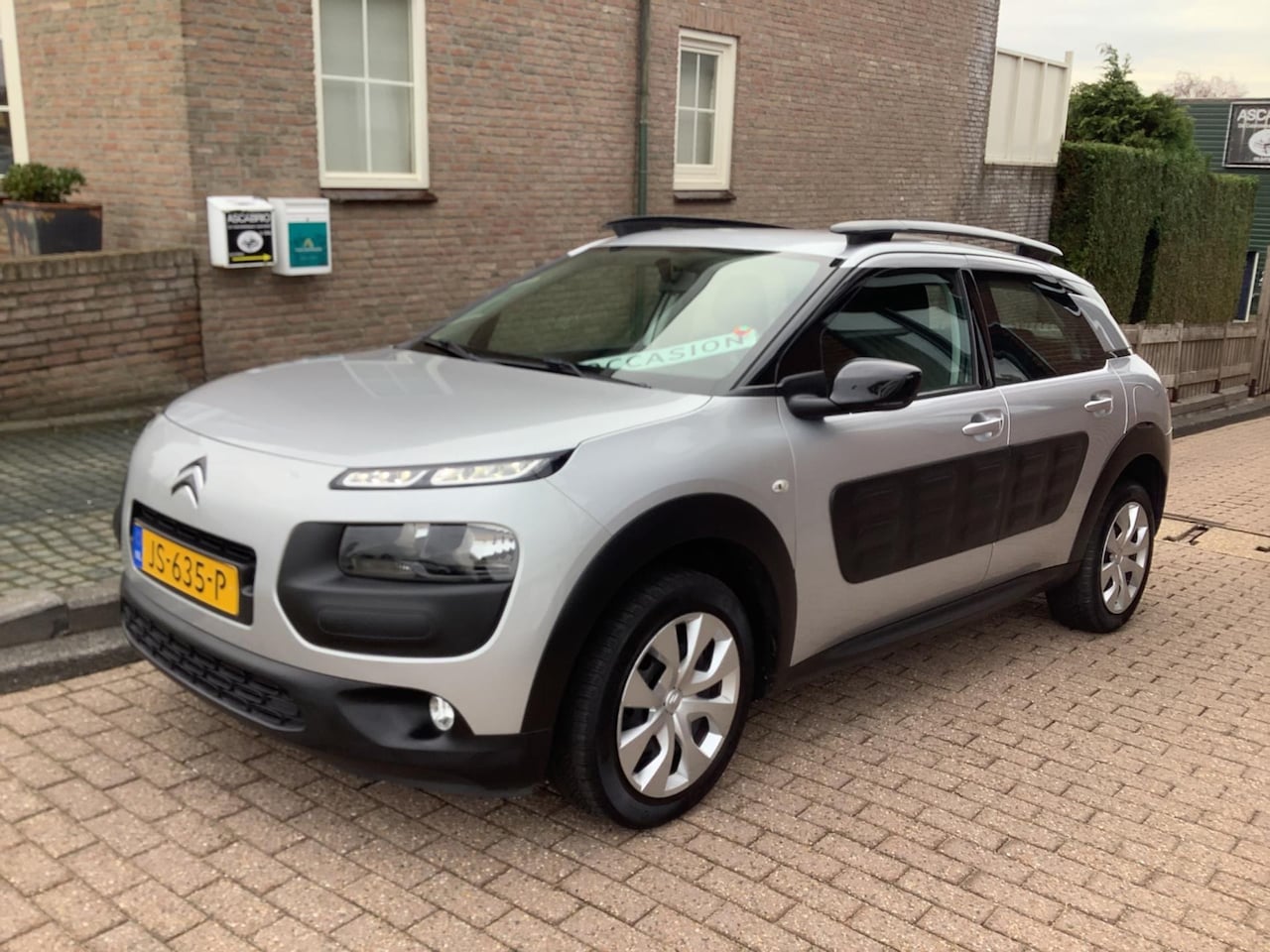 Citroën C4 Cactus - 1.2 PureTech Feel airco - AutoWereld.nl