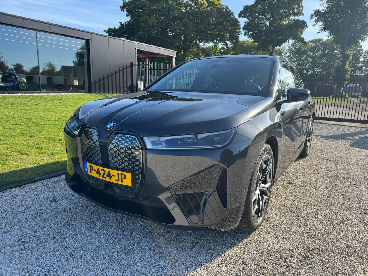 BMW iX - XDrive50 High Executive 112 kWh - AutoWereld.nl