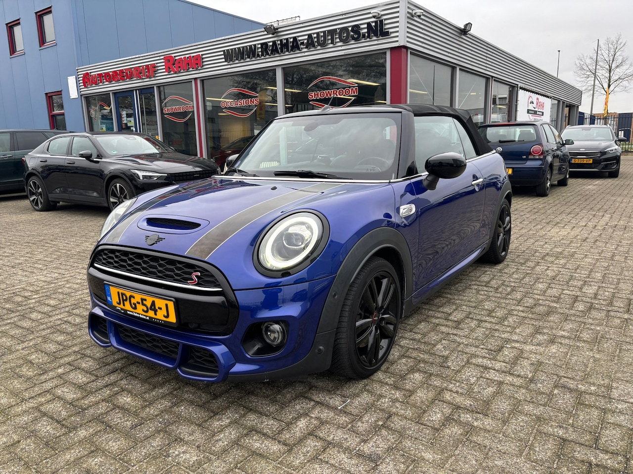 MINI Cabrio - 2.0 Cooper S Night Jack Edition Mini 2.0 Cooper S Night Jack Edition - AutoWereld.nl