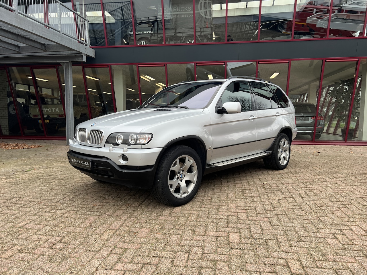 BMW X5 - 4.4i Executive | Recent grote beurt/Olie/APK | Trekhaak | - AutoWereld.nl