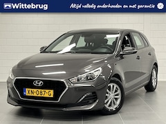 Hyundai i30 - 1.0 T-GDI Comfort NAVIGATIE | PARKEERCAMERA | DEALER ONDERHOUDEN
