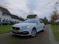 SEAT Leon Sportstourer - 1.0 eTSI FR Business Intense | Trekhaak | CarPlay | Camera | Stuurwielverw. | Stoelverw. |
